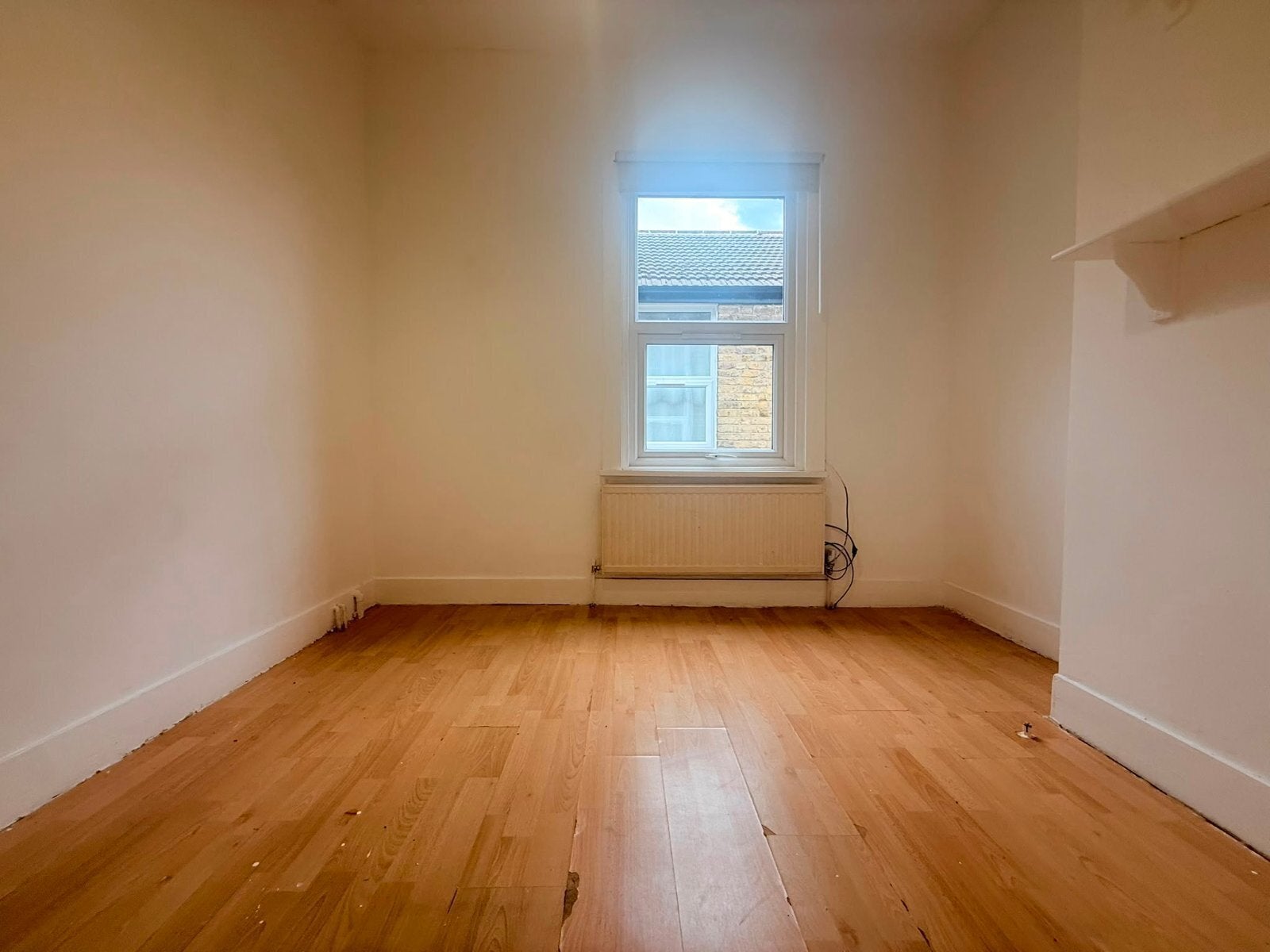 Flat Riverdale Road in Greater London