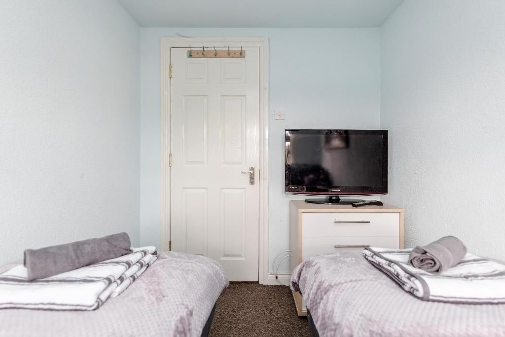 Flat Merton Road in Watford
