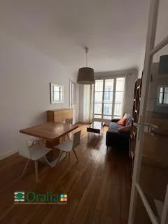 Appartement Rue de Ponthieu à Paris