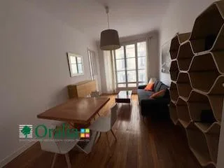 Appartement Rue de Ponthieu à Paris