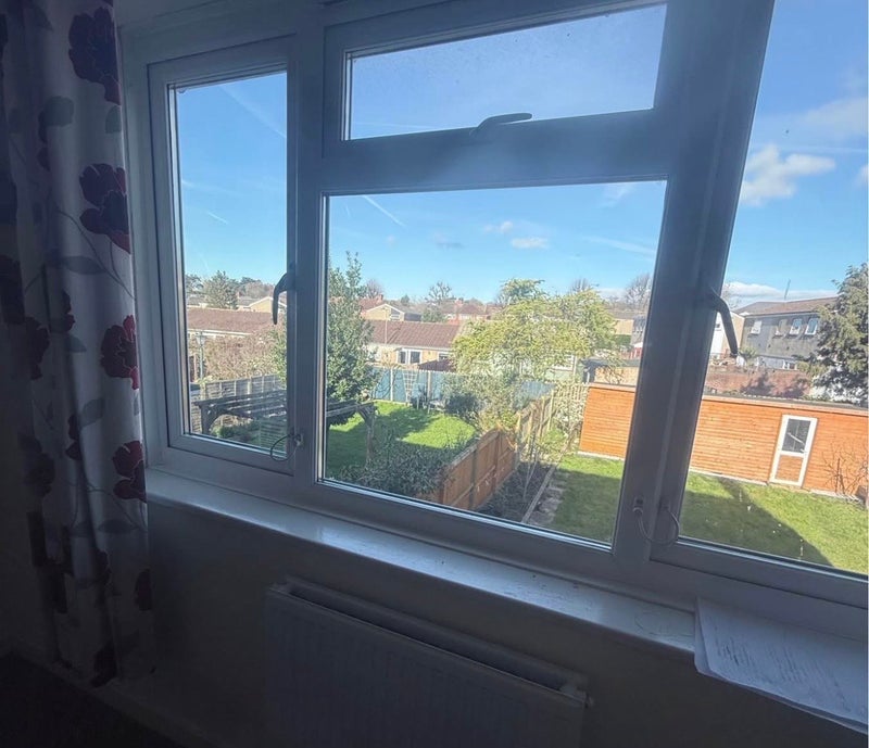 Room Ambleside Avenue in Bristol