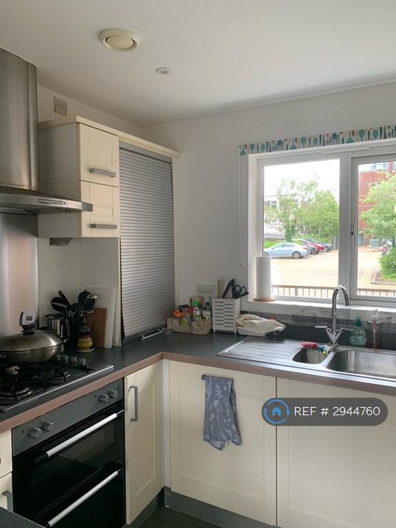 Flat Sovereign Place in Tunbridge Wells