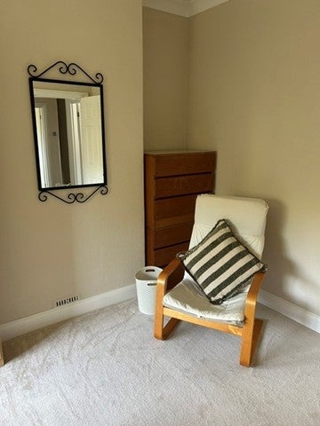 Room Huntingfield Road in Greater London