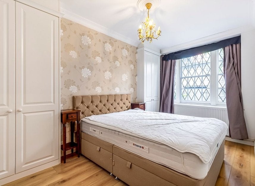 Flat William Road in Greater London