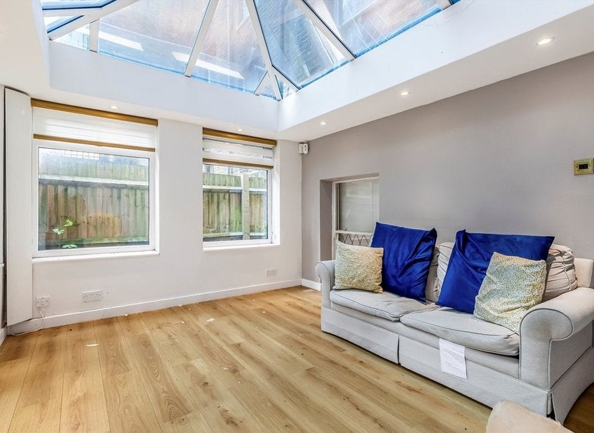 Flat William Road in Greater London