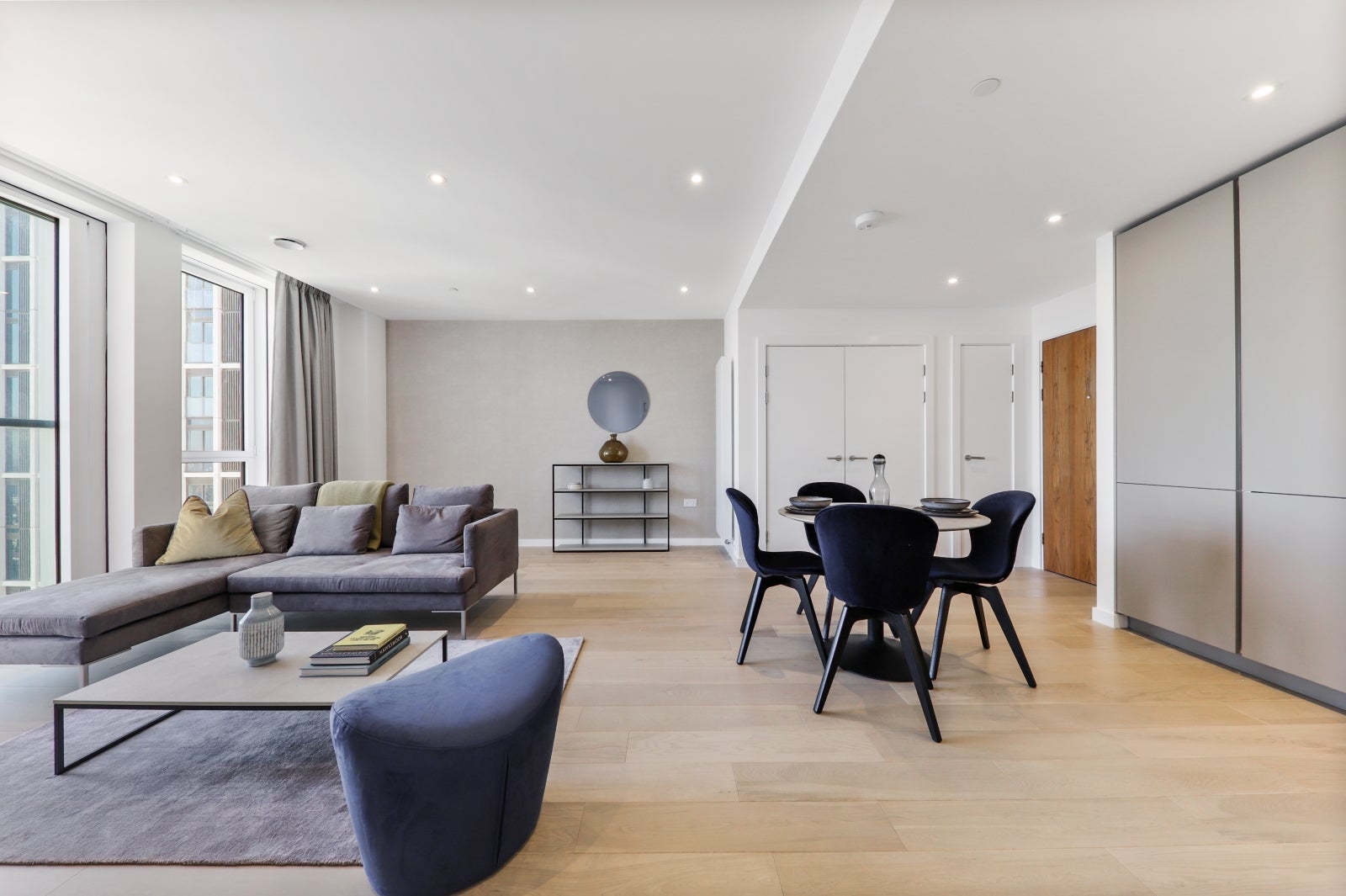 Flat Fortunes Walk in Greater London