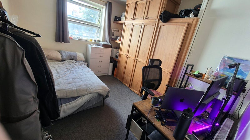 Room Alloa Road in Greater London