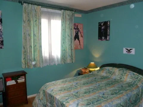 Chambre Rue de la Moisson à Cergy