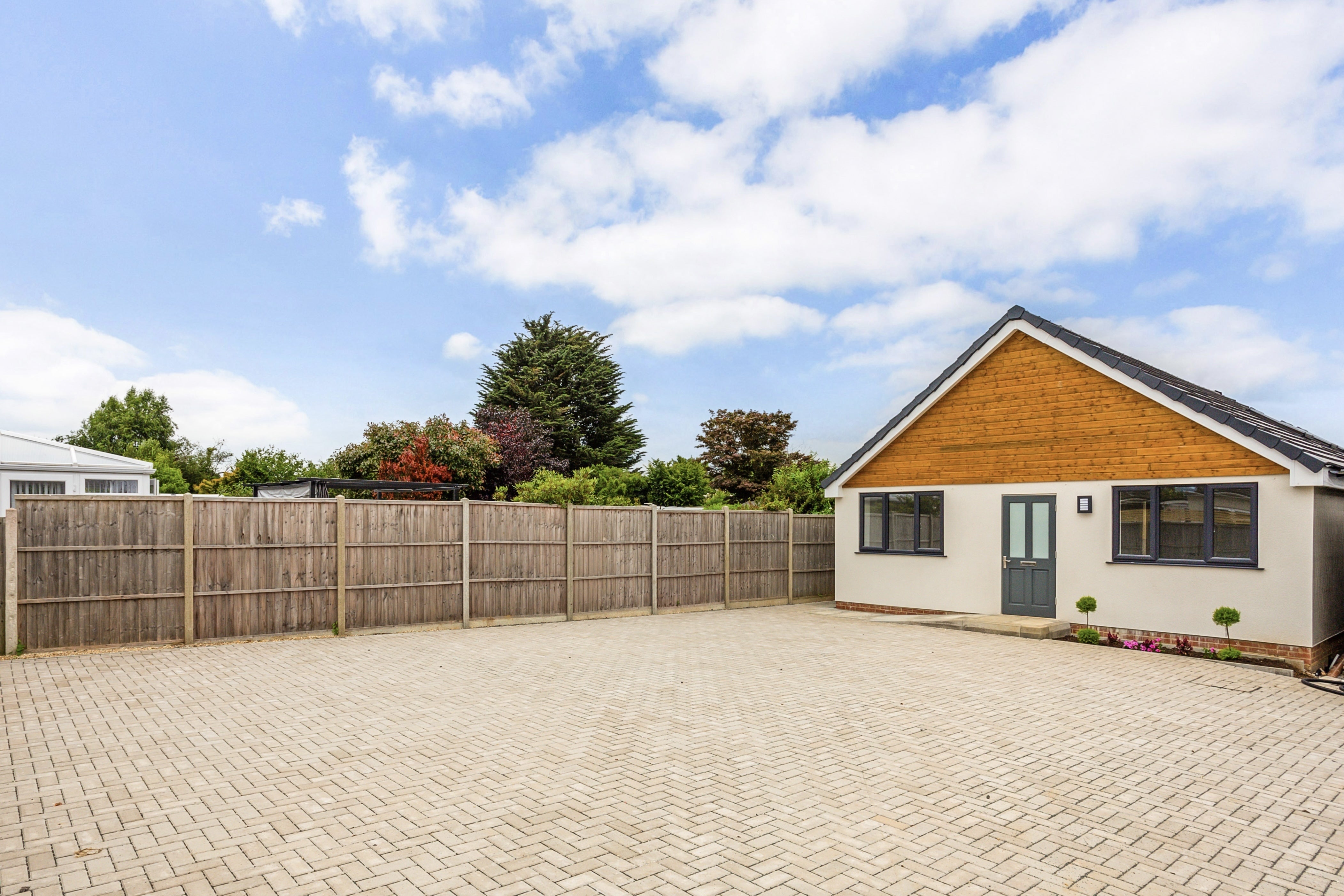 House Waltons Avenue in New Forest