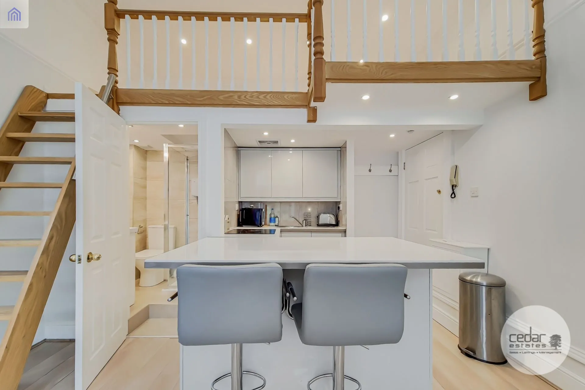 Flat Parsifal Road in Greater London