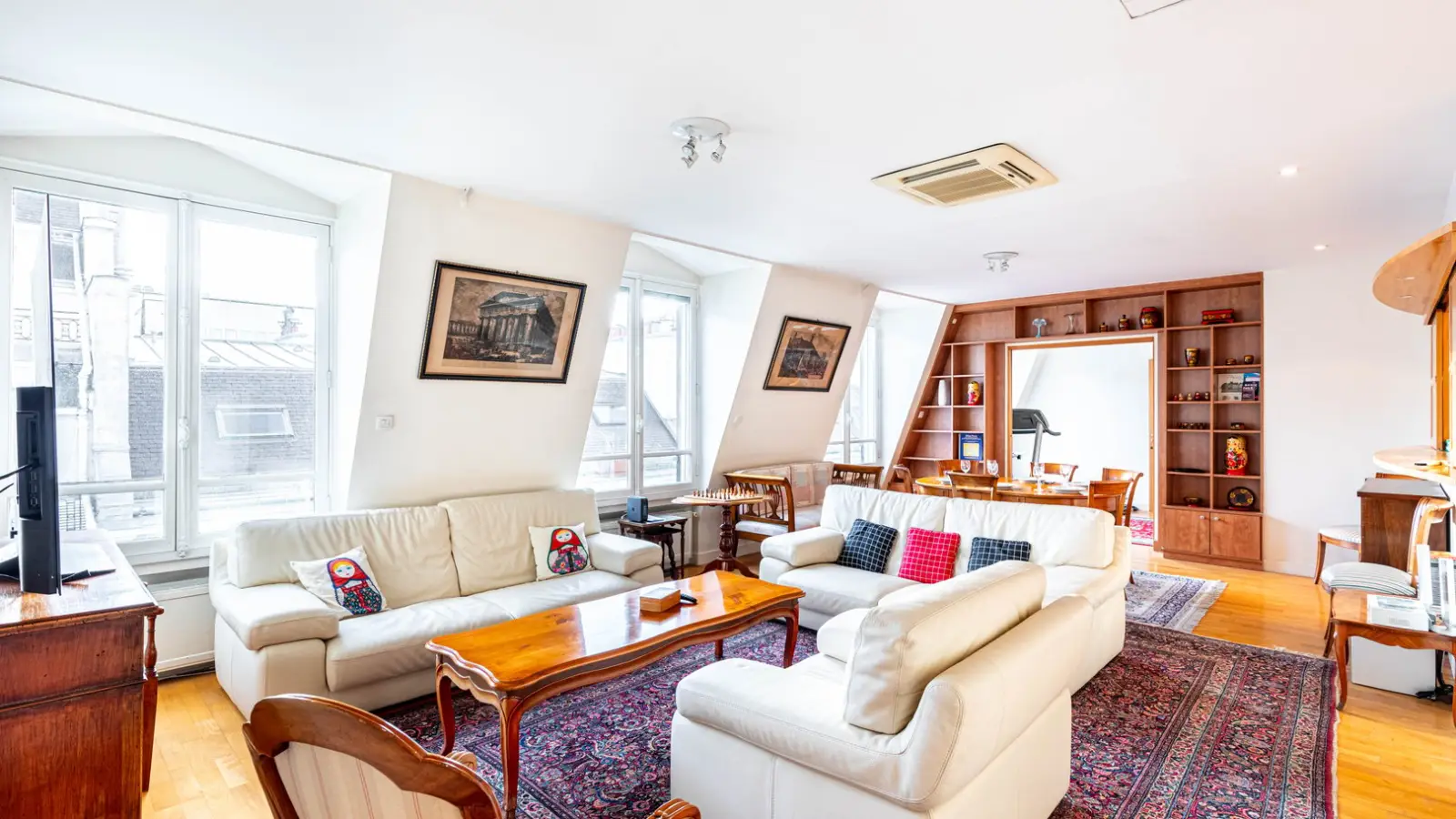 Appartement Avenue des Champs-Élysées à Paris