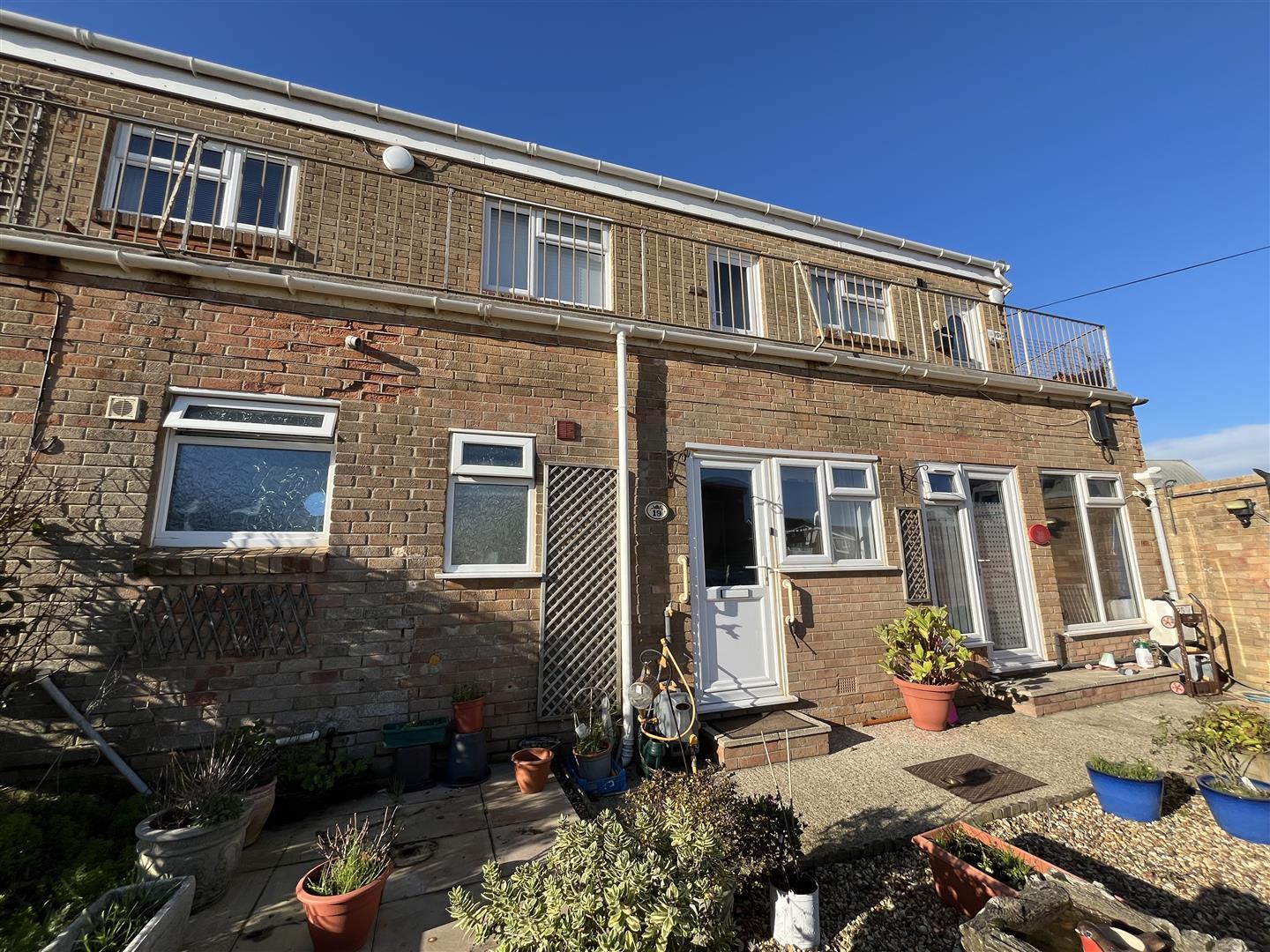 Flat Forty Foot Way in Bridport