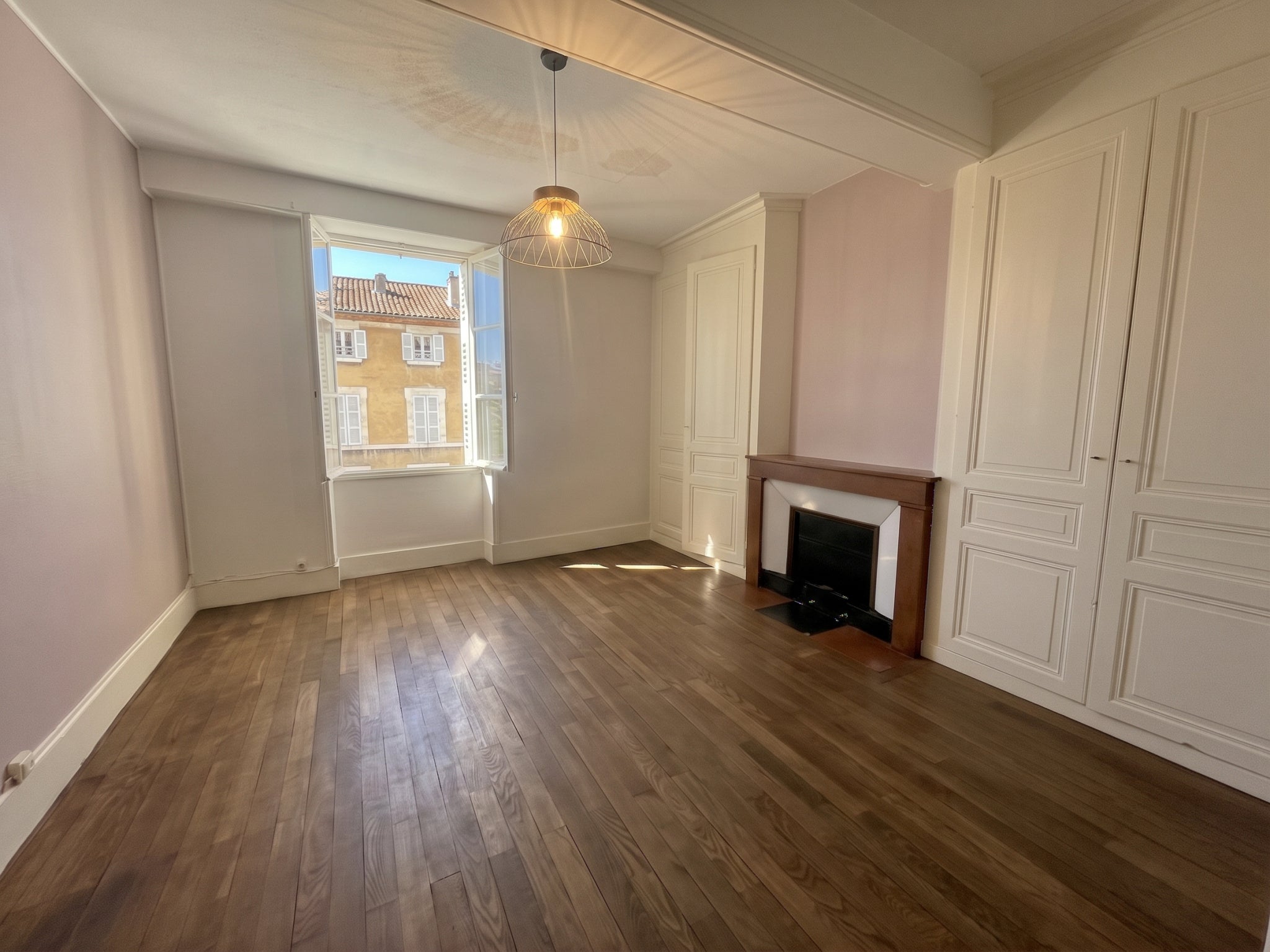 Flat Rue d'Anse in Villefranche-sur-Saône