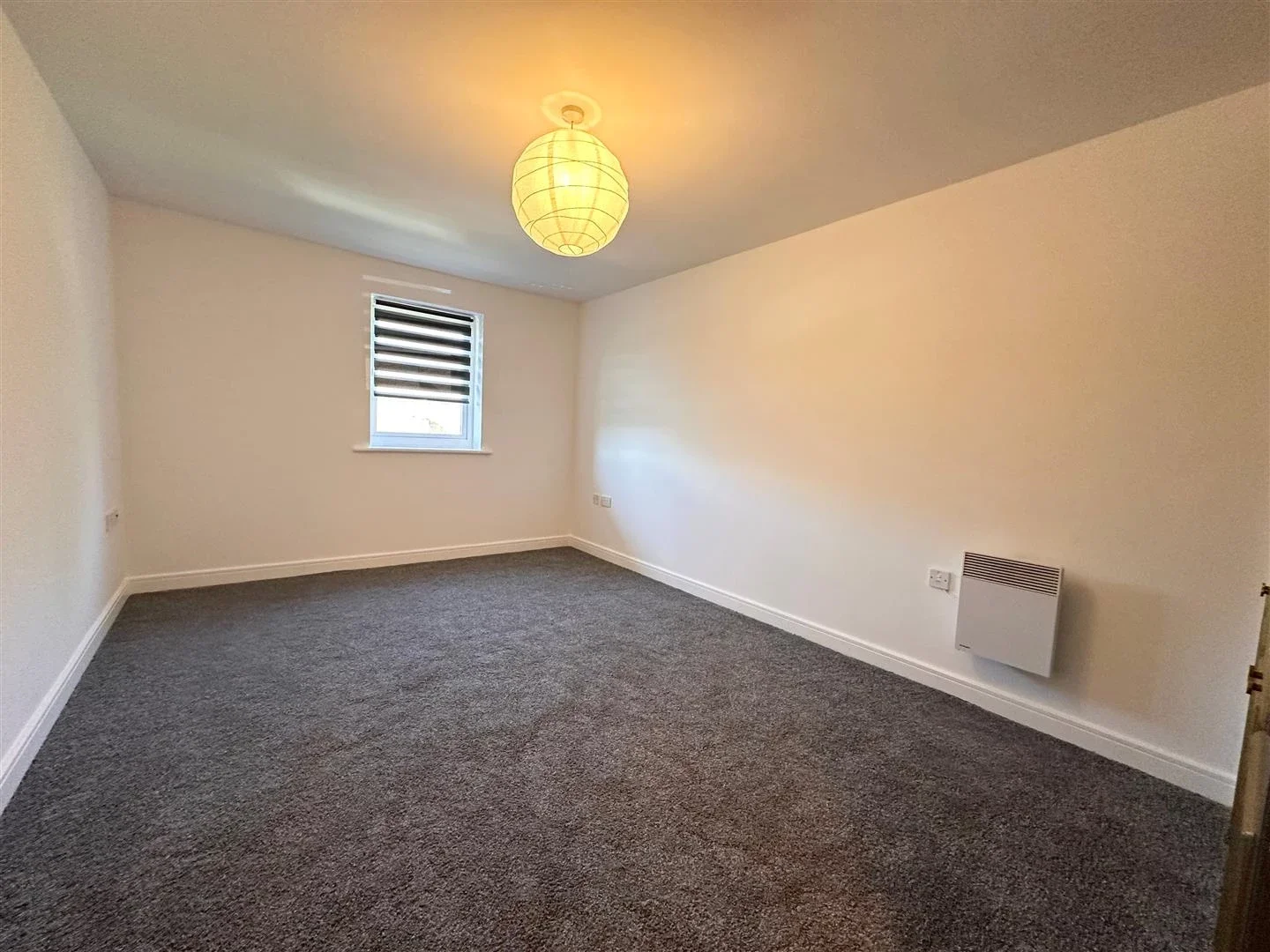 Flat Lockwood Place in Greater London