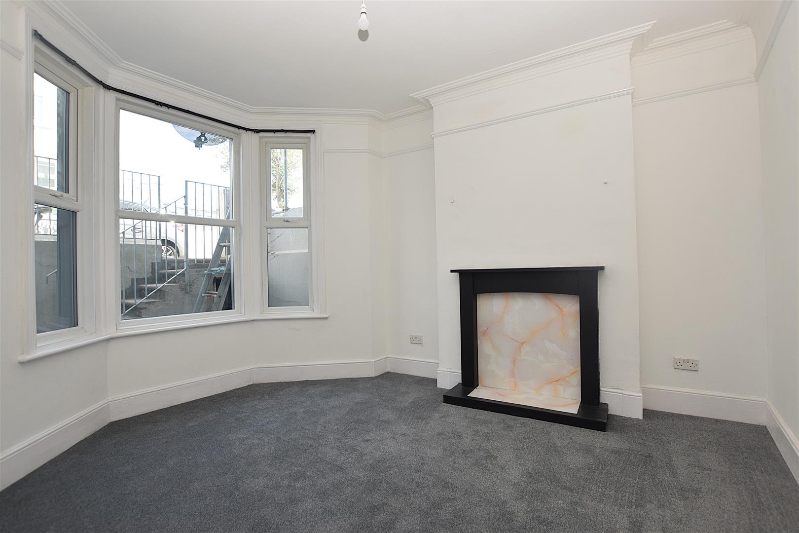 Flat Priory Road in St Leonards