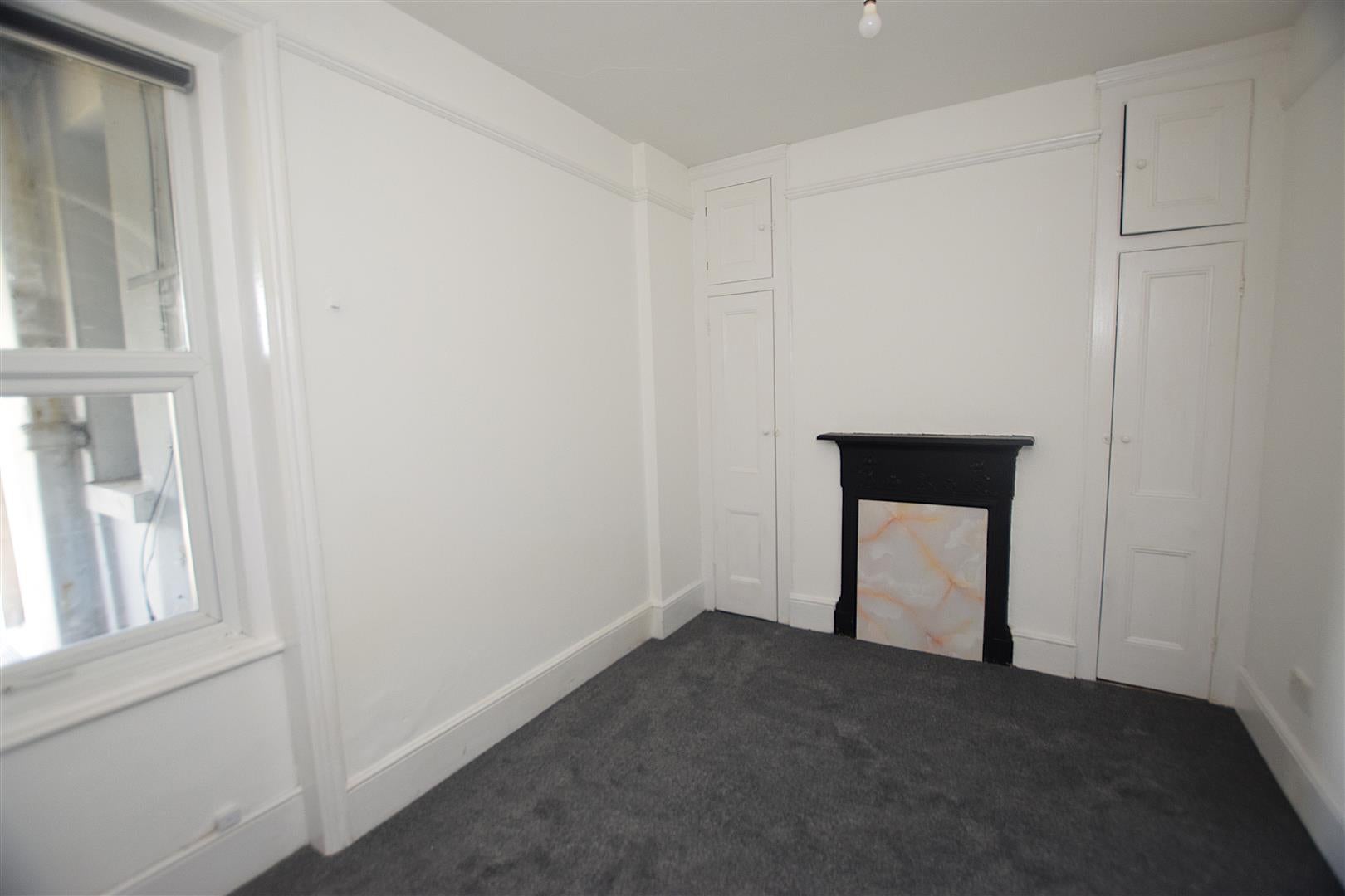 Flat Priory Road in St Leonards