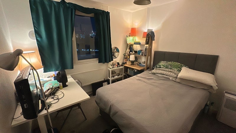 Room Royal Street in Greater London
