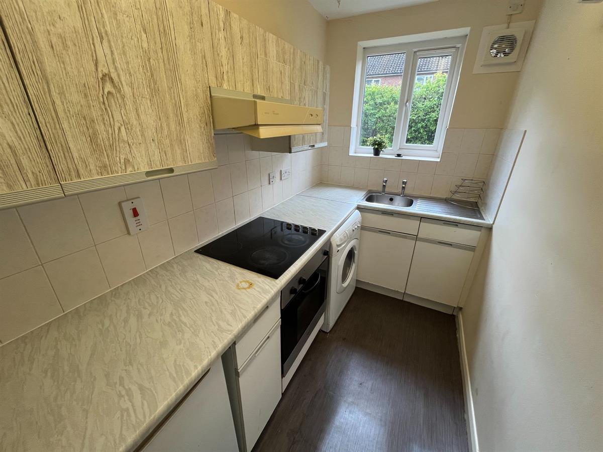 Flat Hayfields in Knutsford