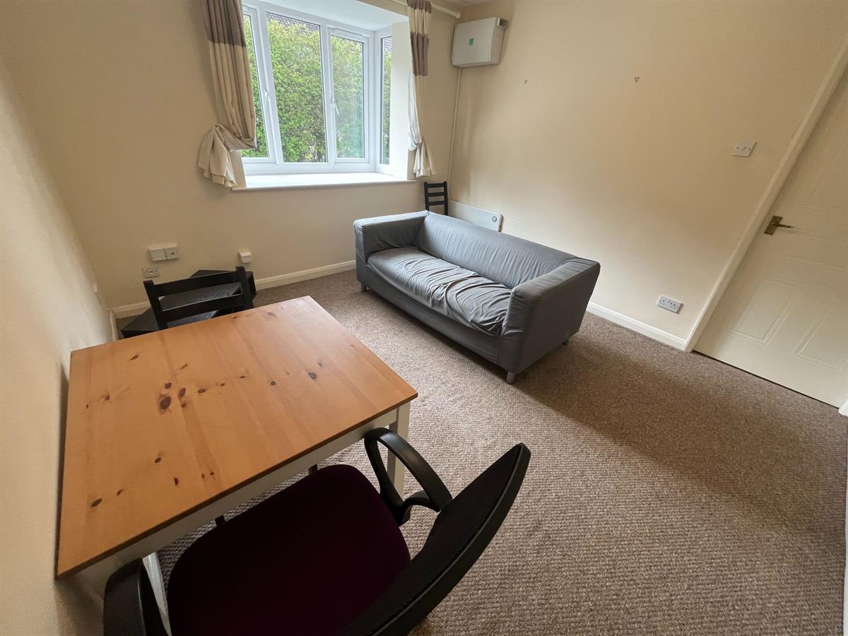 Flat Hayfields in Knutsford