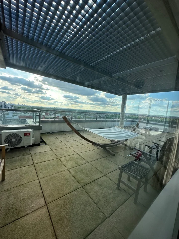 Flat Axon Place in Greater London