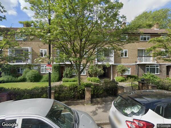 Flat Fortis Green in Greater London