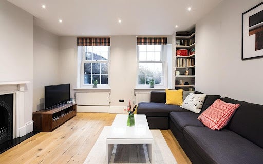Flat Bishop's Road in Greater London