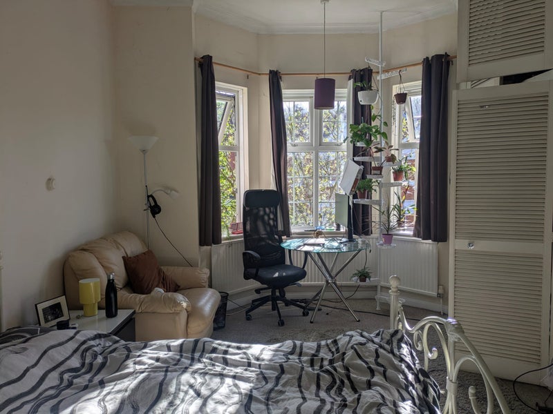 Room Woodgrange Avenue in Greater London