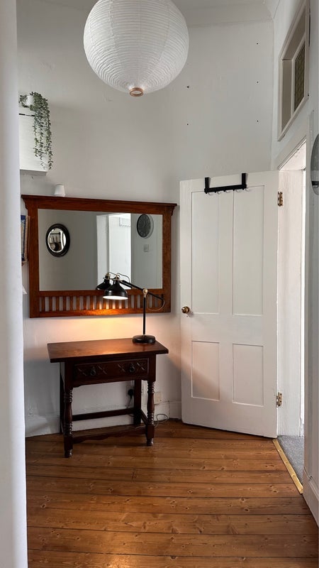 Flat Leith Walk in City of Edinburgh