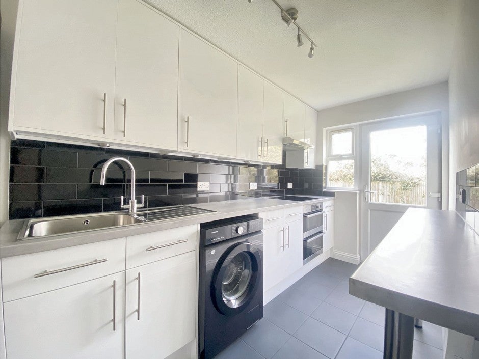 Flat Royal Lane in Greater London