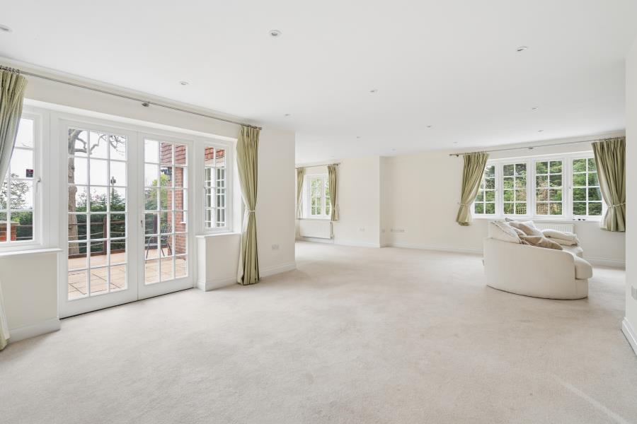 House Pinner Hill Road in Greater London
