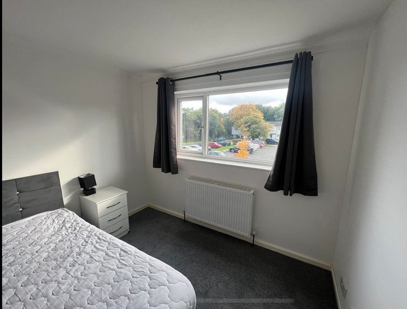Room Newland Close in Redditch
