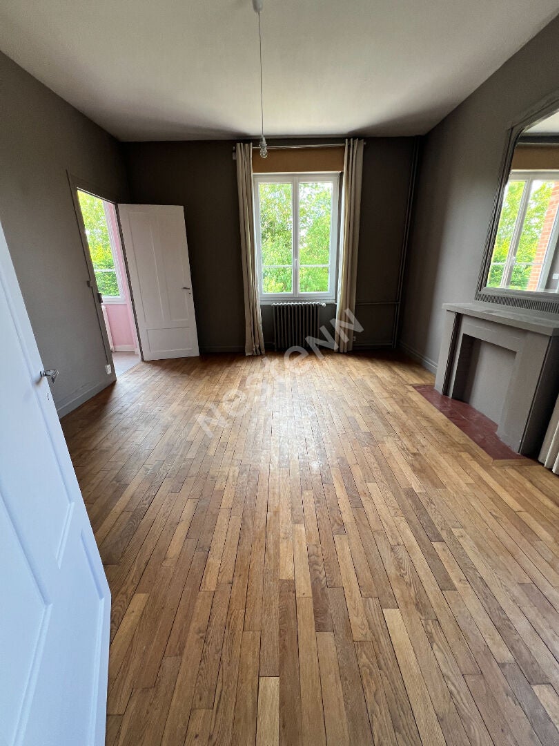 Flat Rue Ehrard de Nazelle in Villeneuve-sur-Aisne