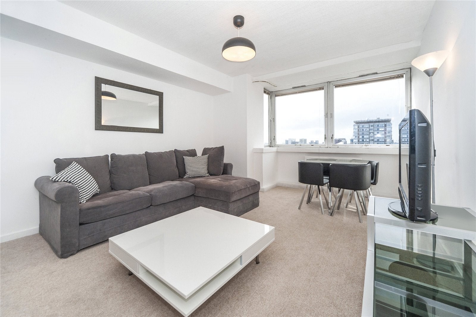 Flat Porchester Place in City of Westminster