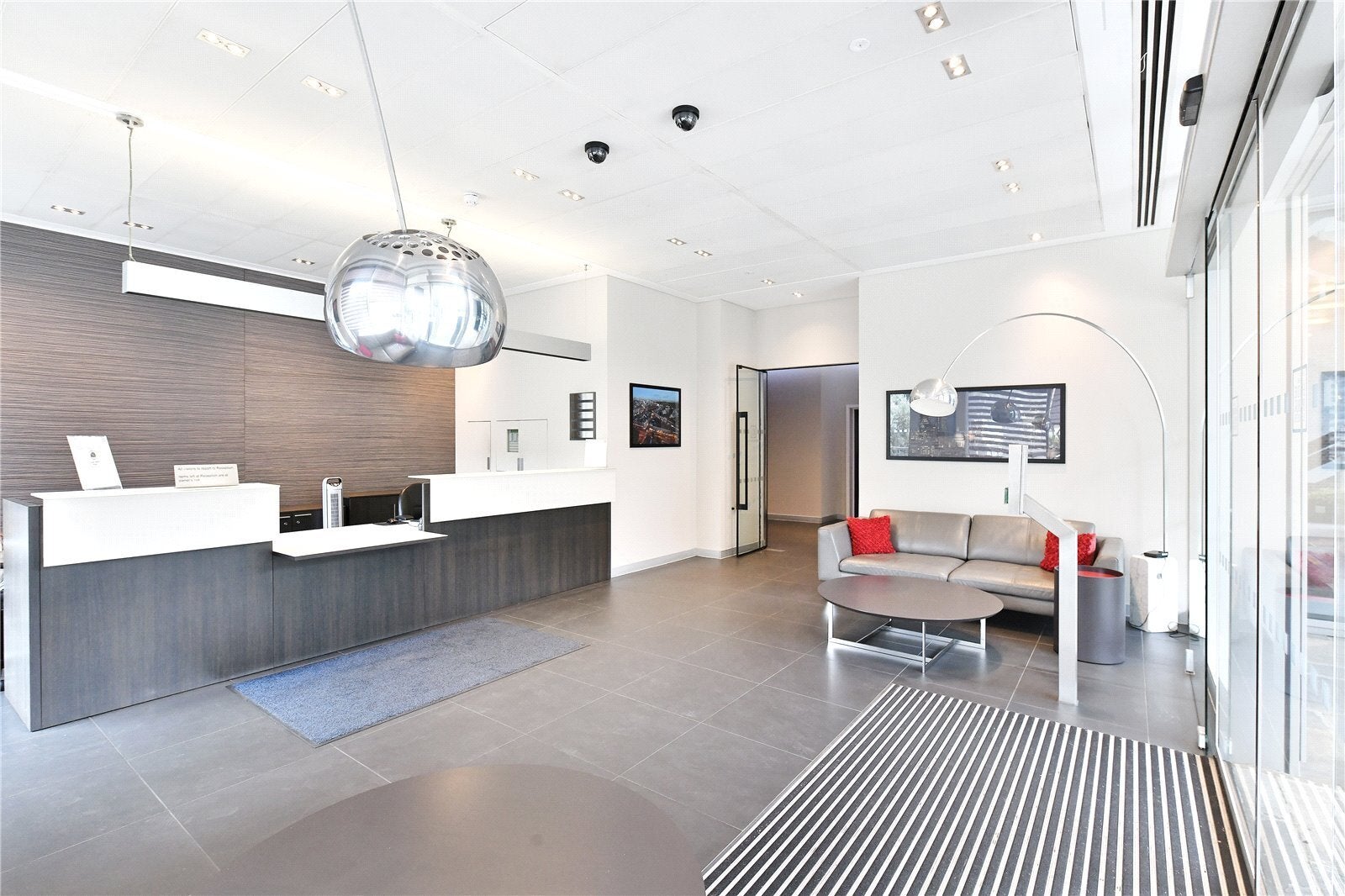Flat Porchester Place in City of Westminster