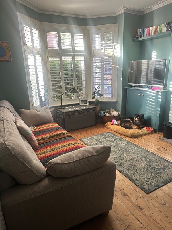 Room Parrin Lane in Salford
