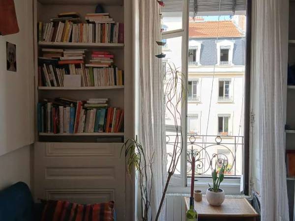Chambre Rue Cavenne à Lyon
