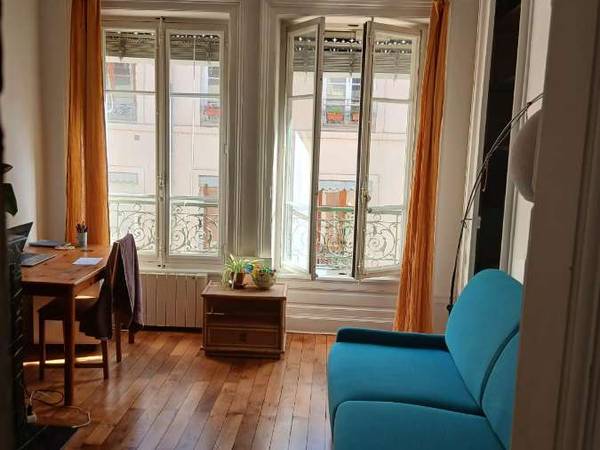 Chambre Rue Cavenne à Lyon