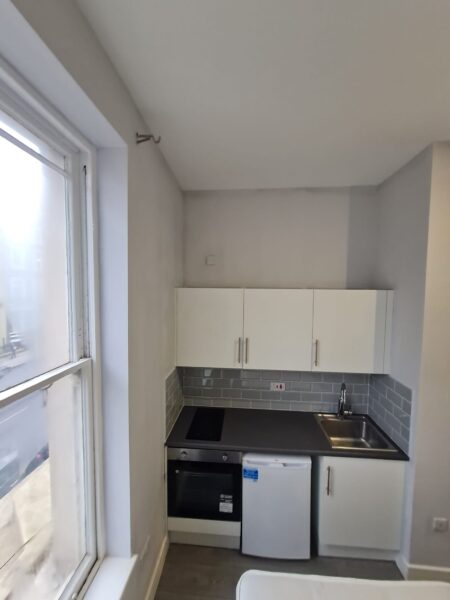 Flat Ladbroke Grove in Greater London