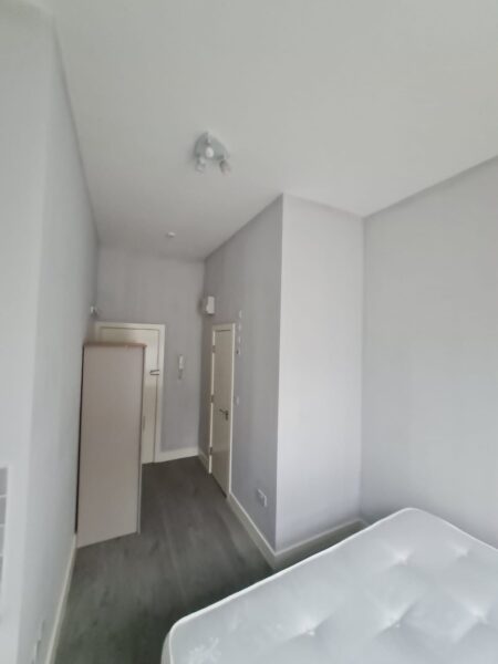 Flat Ladbroke Grove in Greater London