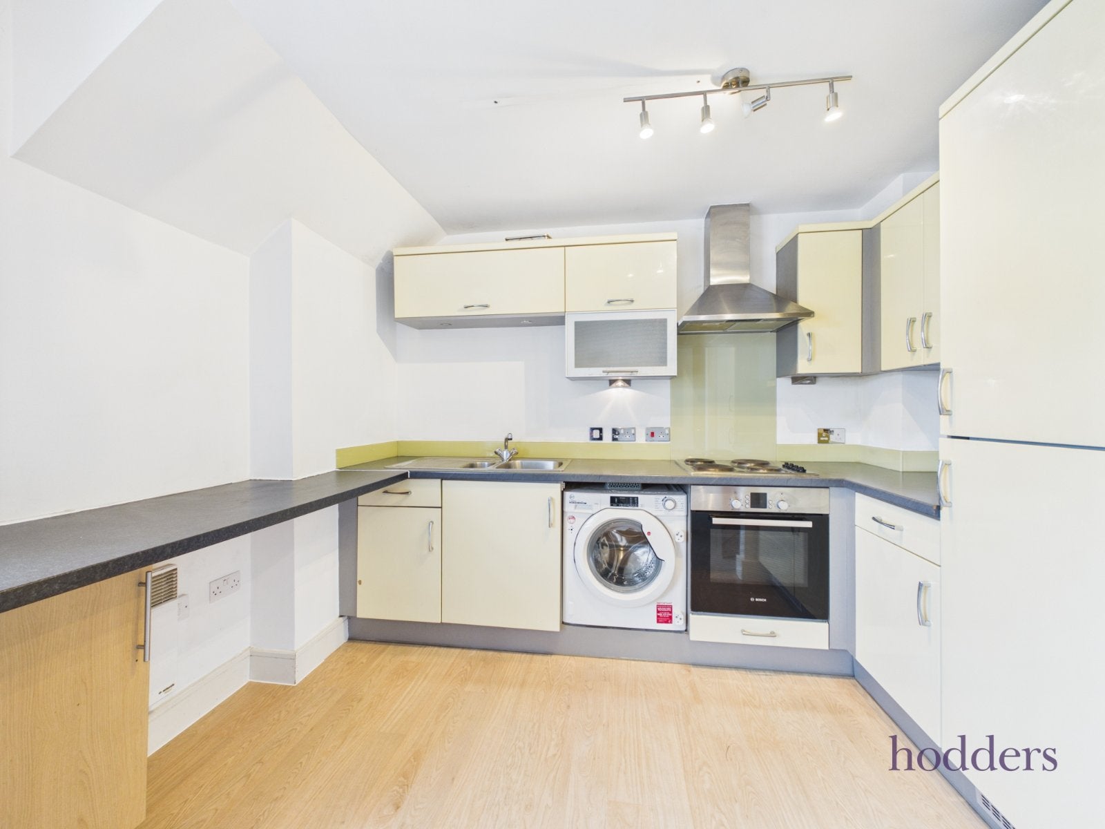 Flat Heath Road in Walton on Thames
