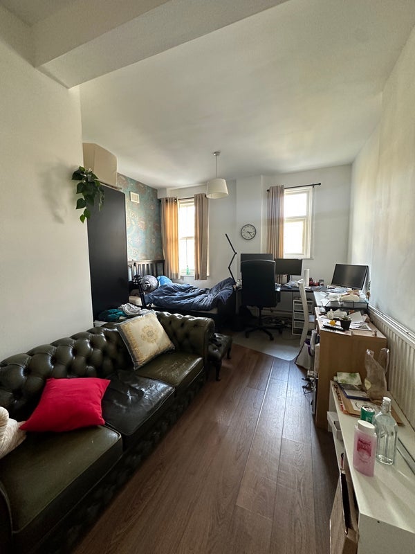 Room Camden Street in Greater London