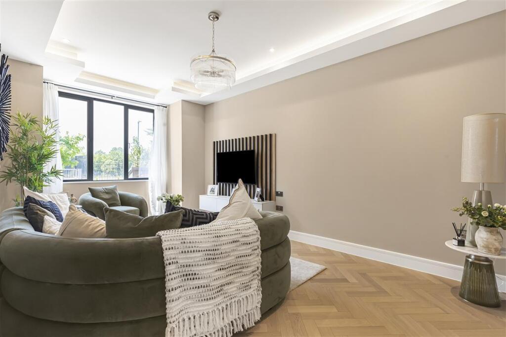 House Abbotswood Road in Greater London