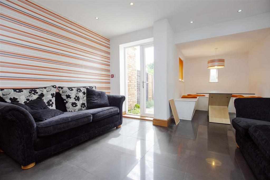 Flat Teignmouth Road in Birmingham