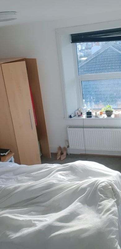 Room Charlton Road in Greater London