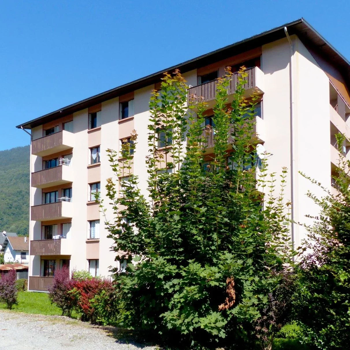 Flat Rue des Écoles in Val-d'Arc