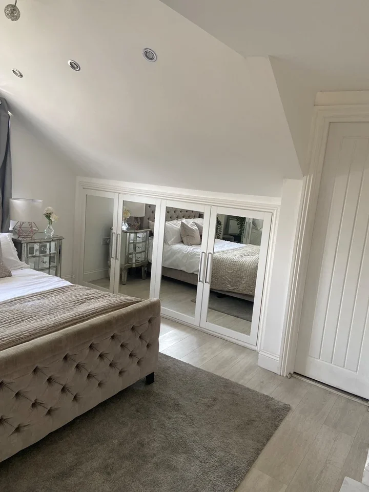 Room Rainham Road South in Greater London