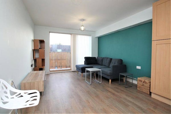 Flat Romford Road in London