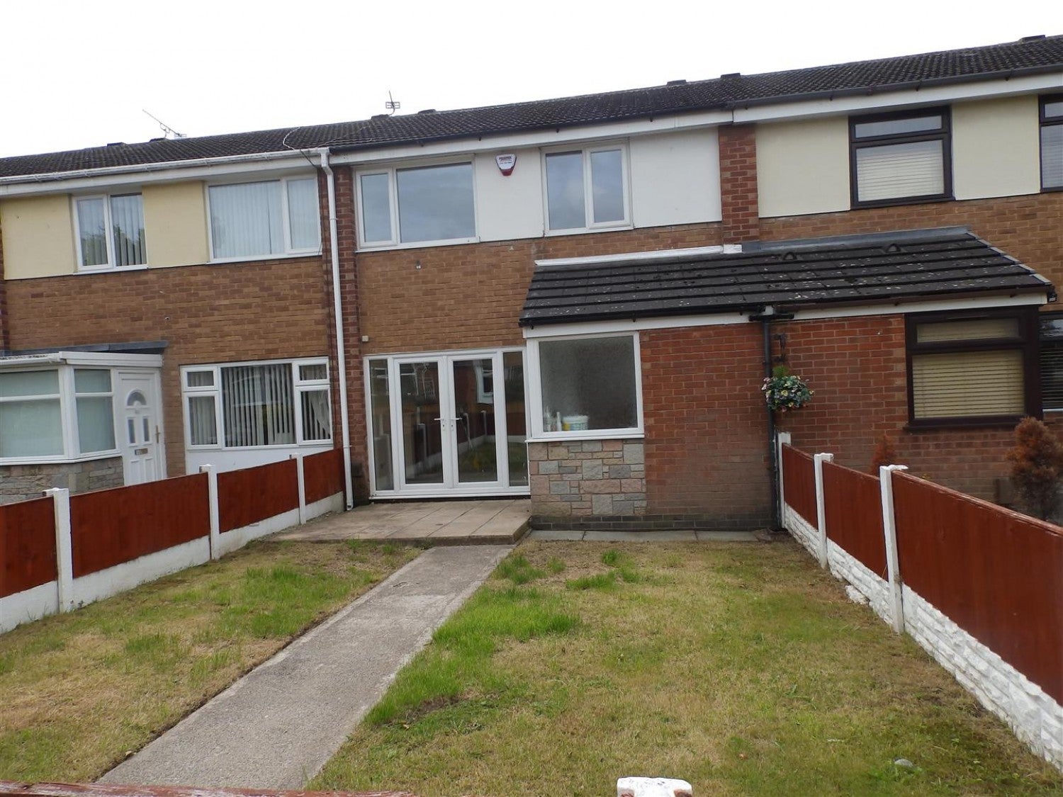 House Capenhurst Lane in Ellesmere Port