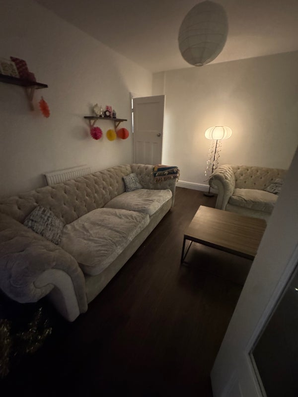 Room Filwood Road in Bristol