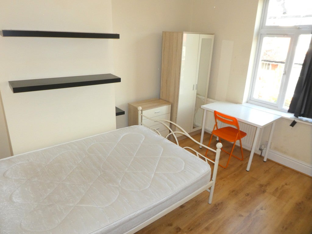 Flat Craighall Avenue in Manchester